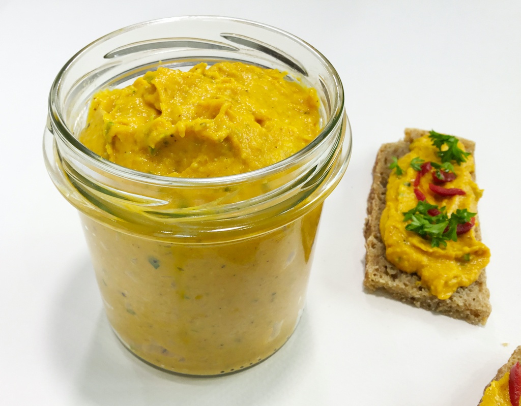 curry carrot pate in the jar
