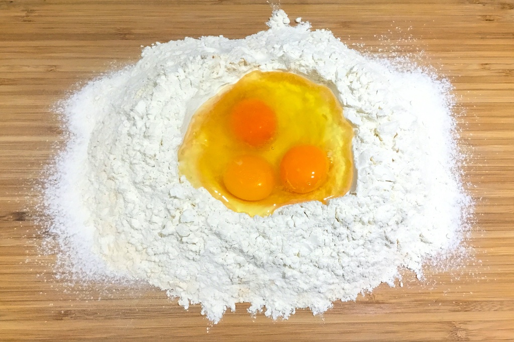 eggs in flour