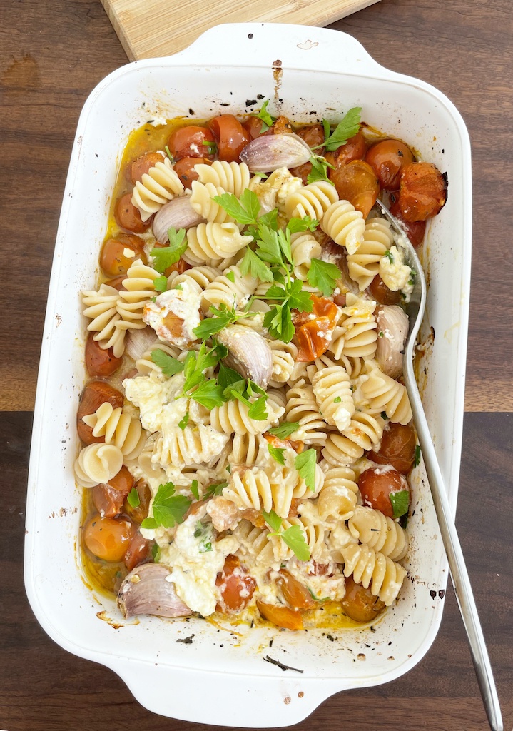 the tik tok roasted tomato and feta pasta flat lay with pasta inside